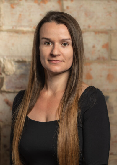 Julie <br>Strnad Robová