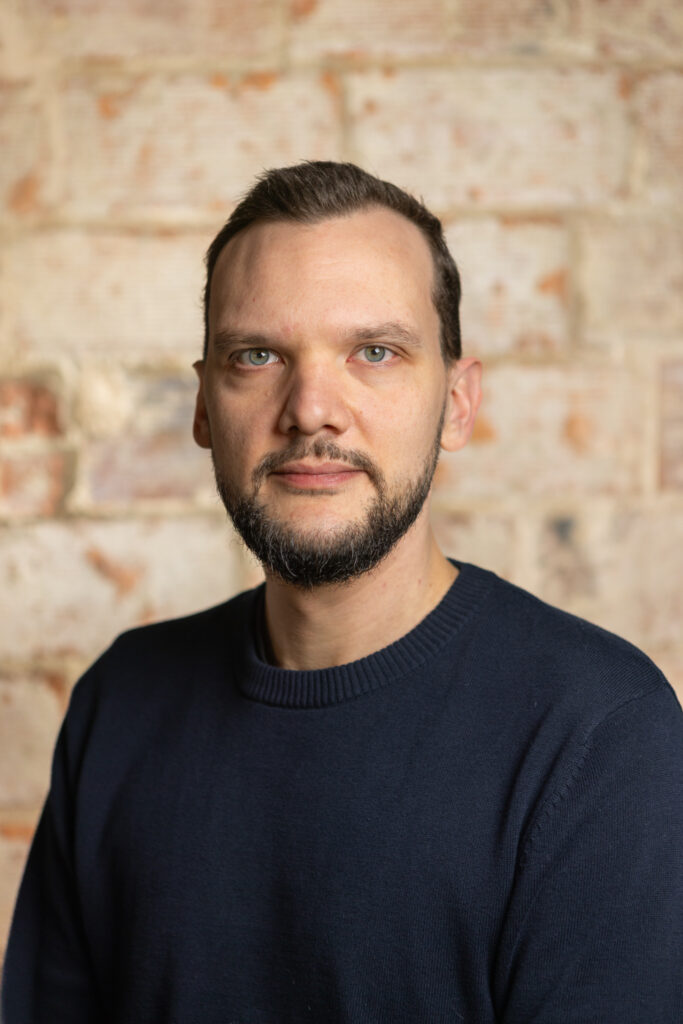 Tomáš <br>Buday
